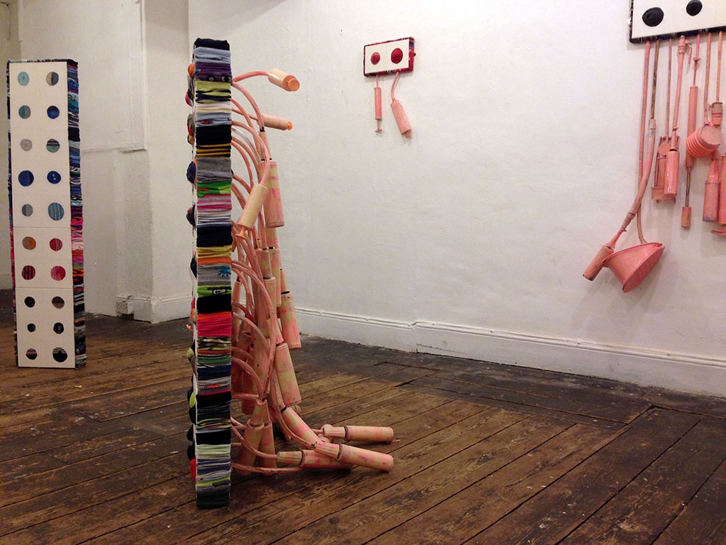 Sophie Cero, Relational abjectives