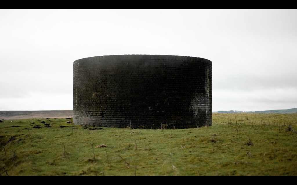 a dark peak, video still, 2017