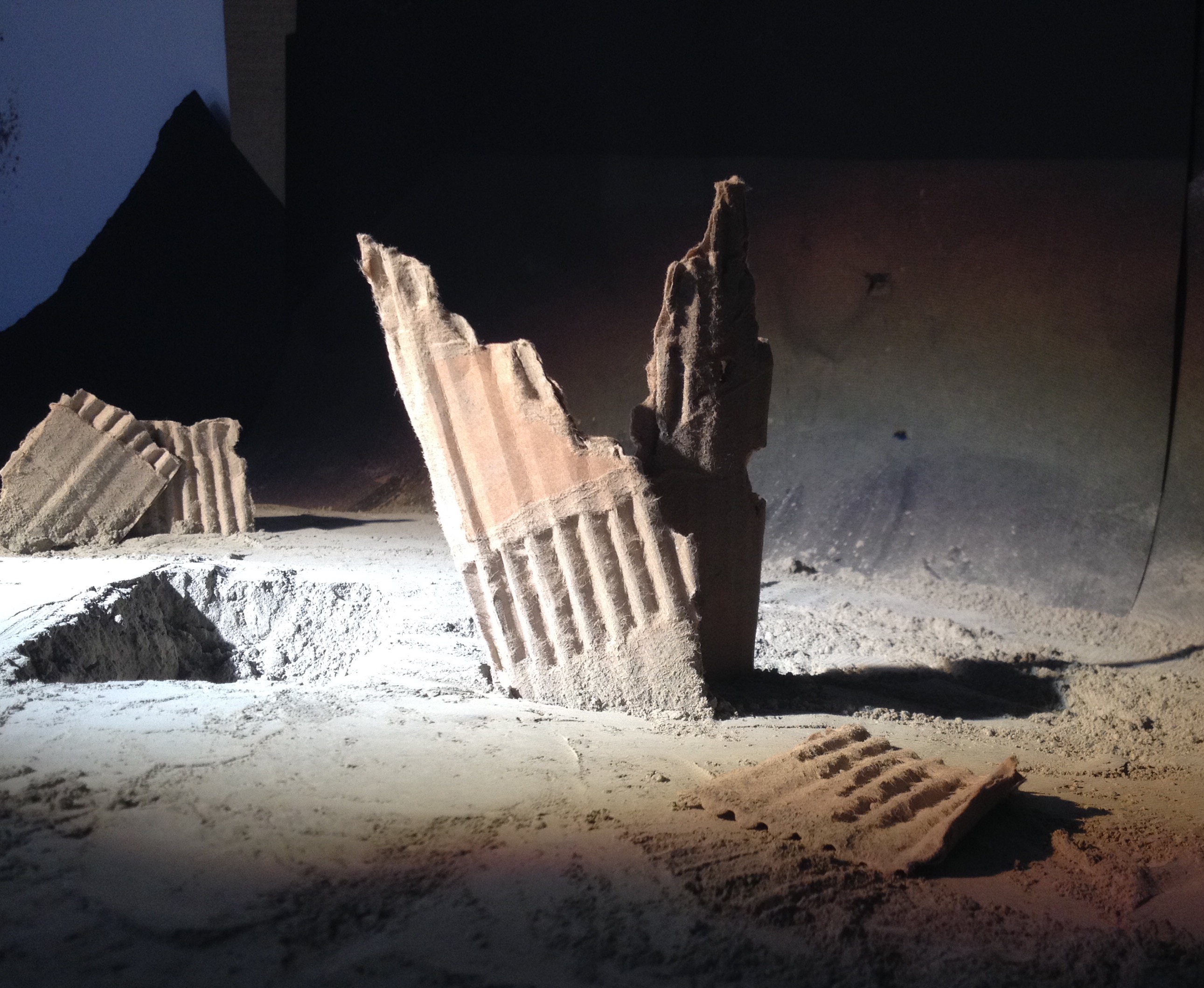 Diorama cardboard and cement